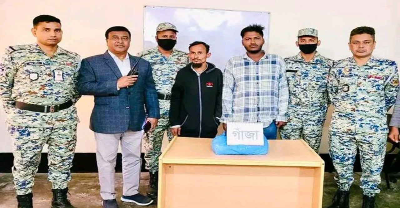 কক্সবাজারে গাজা সহ চাচা-ভাতিজা গ্রেফতার