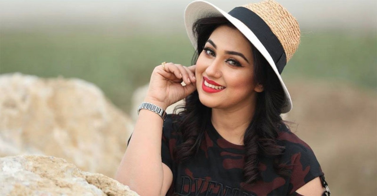 এখন পরকীয়া বেড়ে গেছে মন্তব্য : অপু বিশ্বাস