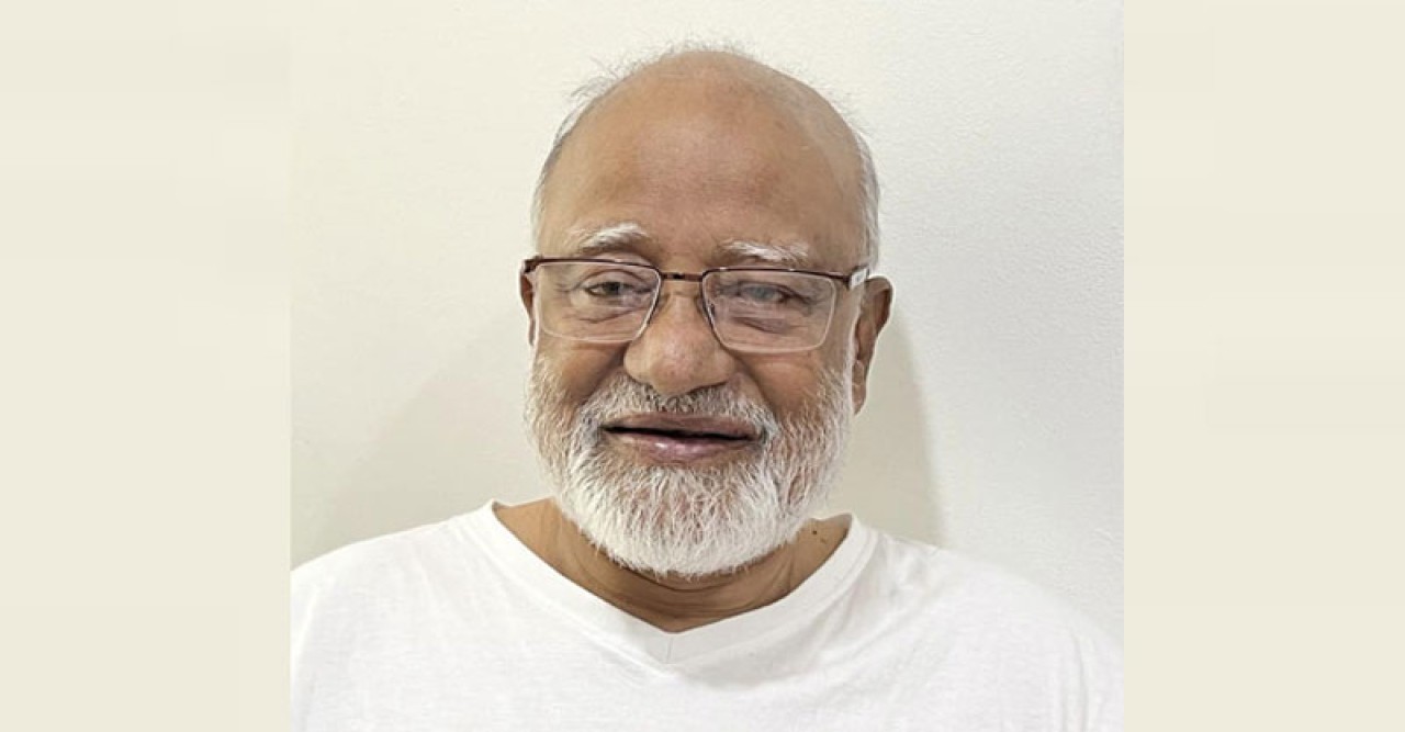 দেশে ফিরেছেন ডক্টর খন্দকার মোশাররফ