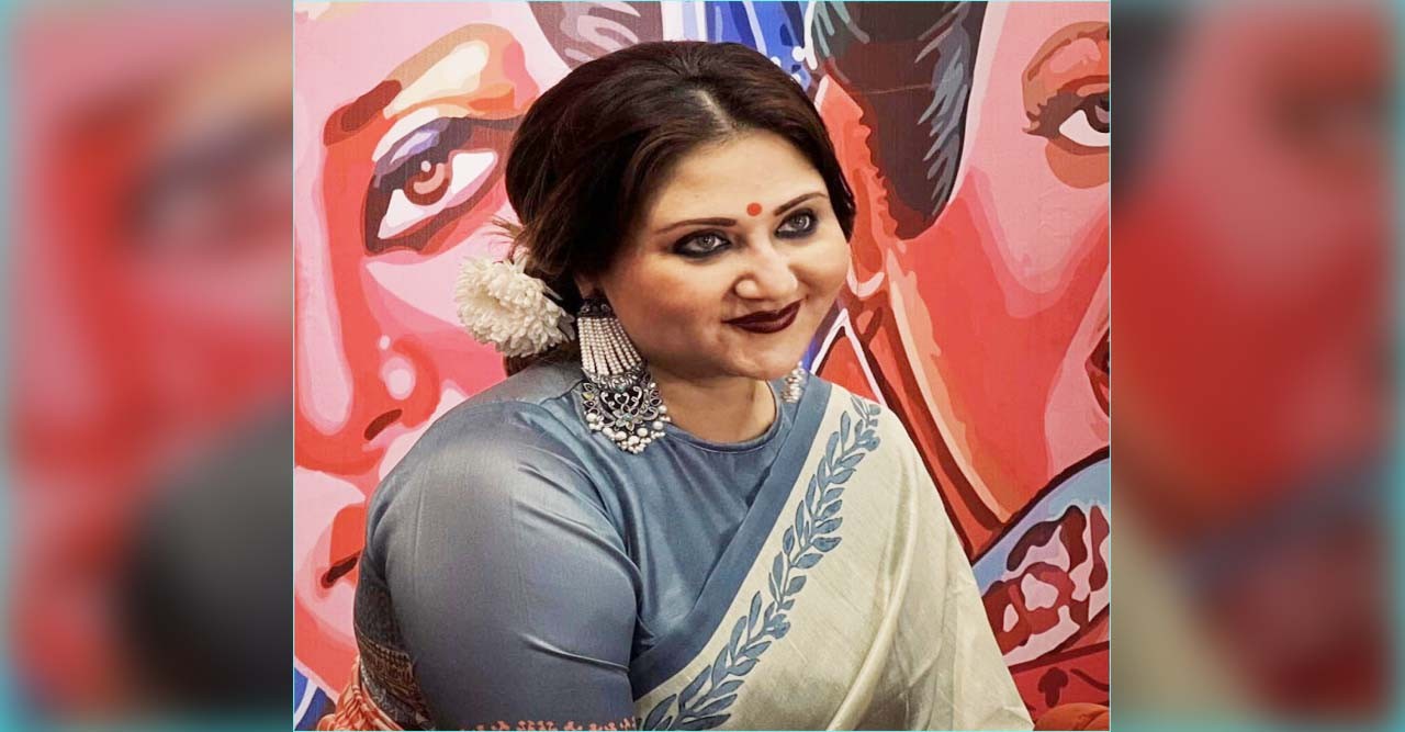 আমার ৪৩ বছর বয়স হয়েছে,এখন একটু ভয় লাগে॥ স্বস্তিকা