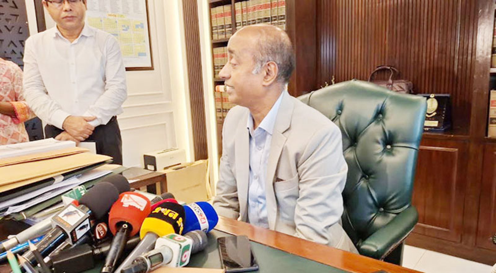 এক সপ্তাহের মধ্যে তদন্ত প্রতিবেদন জমার নির্দেশ আইনমন্ত্রীর