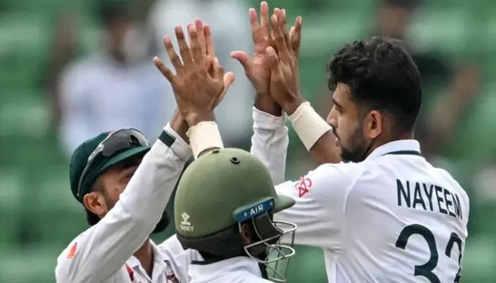 প্রথম ইনিংসে ২৭ রানের লিড পেল বাংলাদেশ
