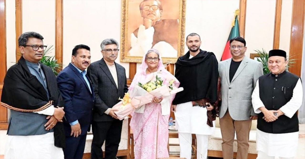 প্রধানমন্ত্রীর সঙ্গে সৌজন্য সাক্ষাৎ নবনিযুক্ত হুইপদের
