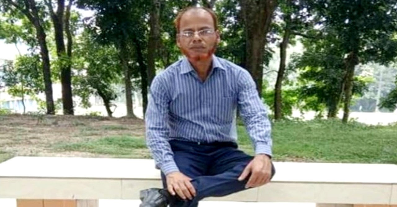 ভাই-ভাতিজা কলেজ শিক্ষককে পিটিয়ে হত্যা করল