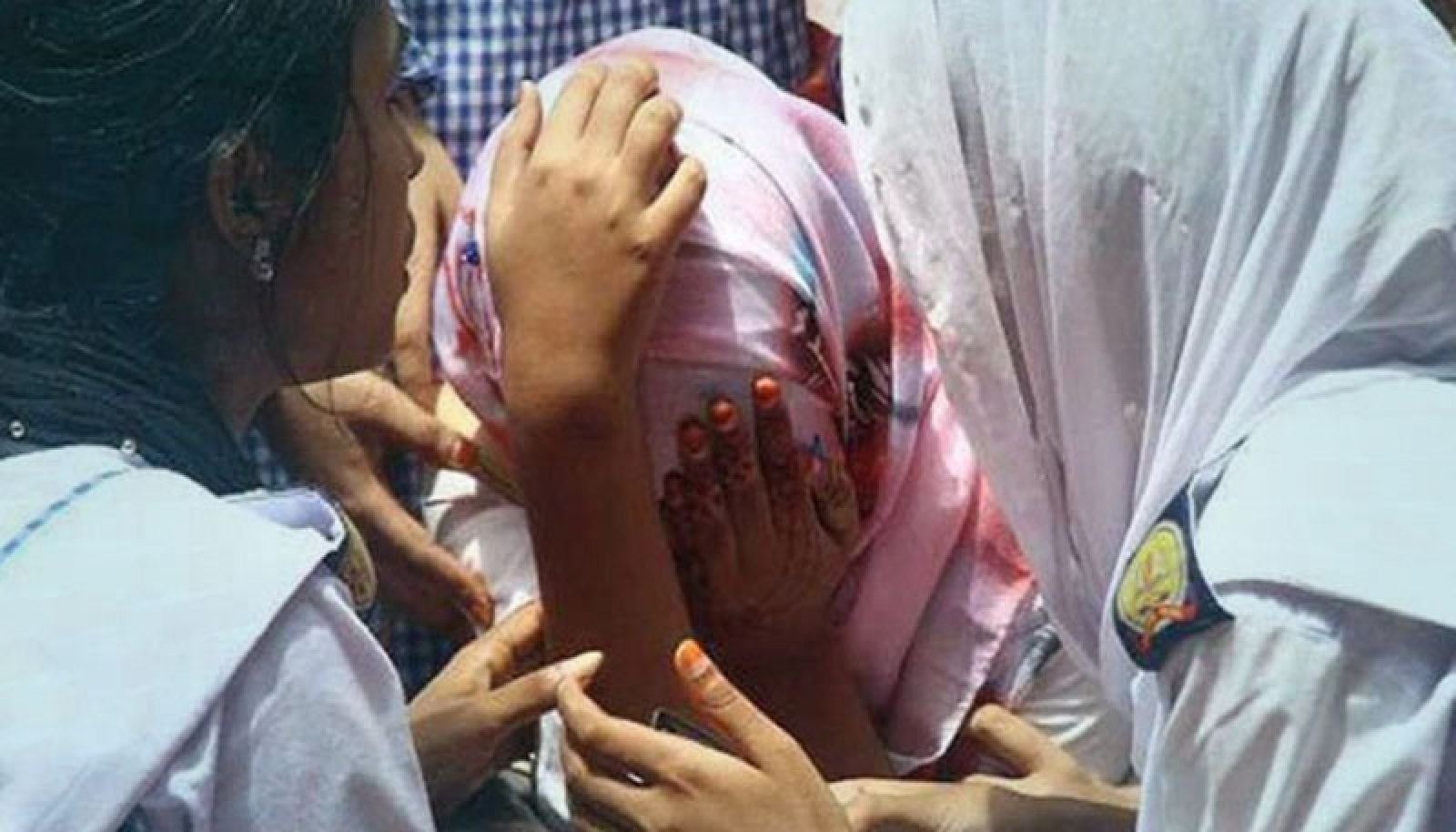 এইচএসসি ও সমমানে জিপিএ ৫ কমেছে