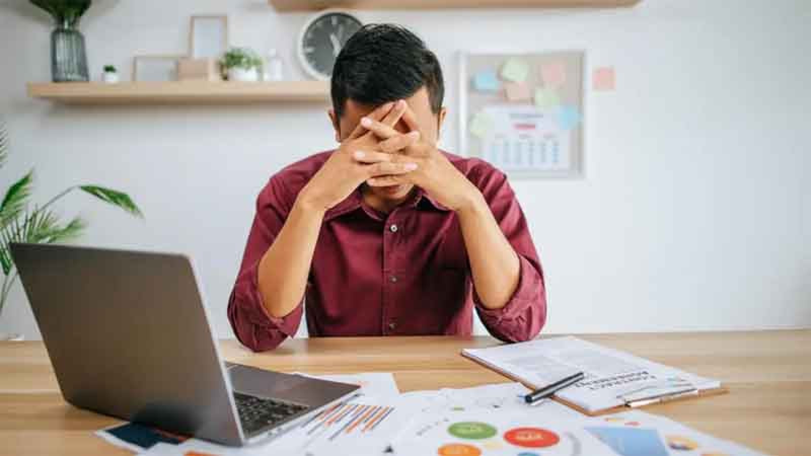 চাপ সামলে নিজেকে শান্ত রাখবেন যেভাবে
