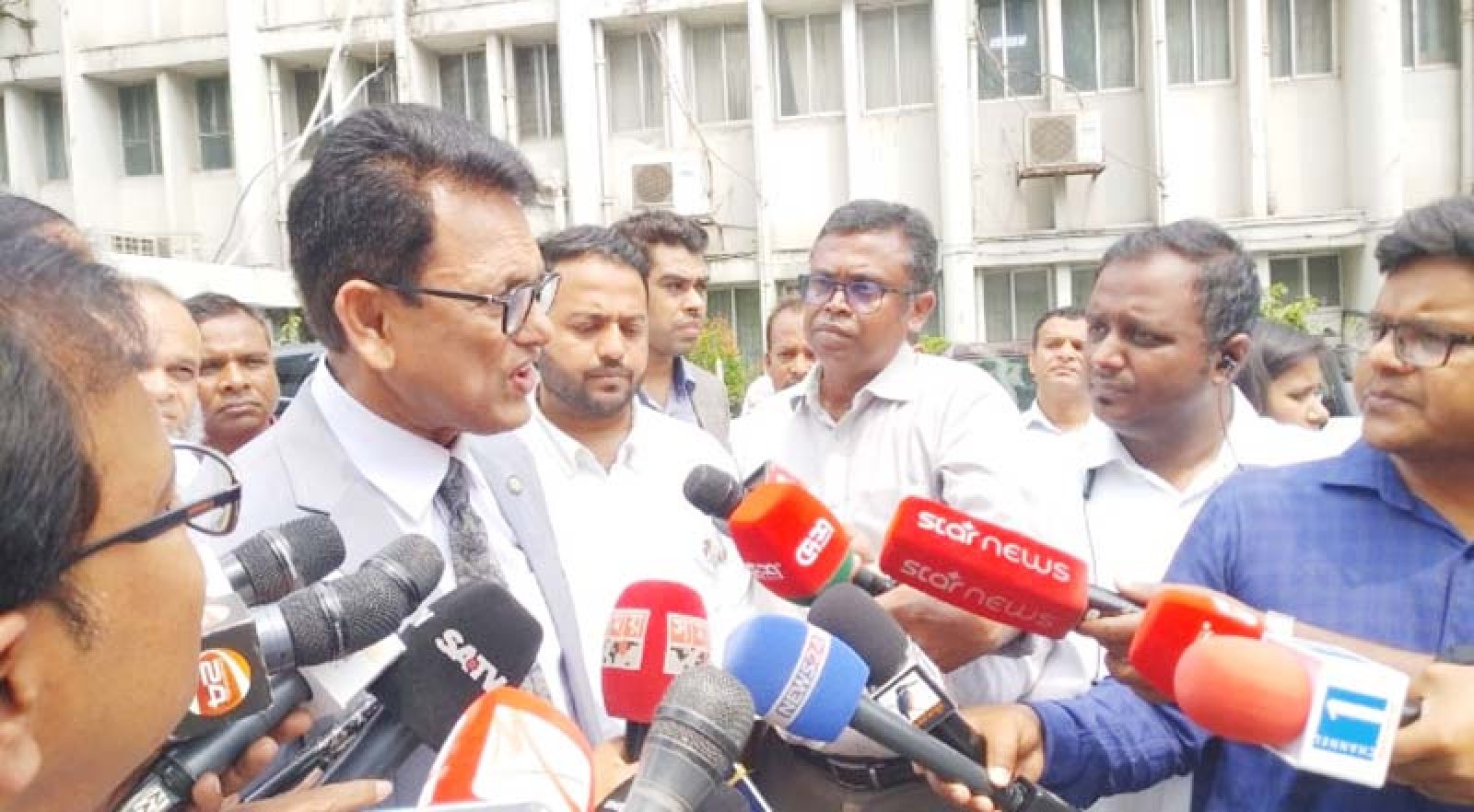 অনলাইন-অফলাইন সমন্বিত শিক্ষা ব্যবস্থা চালুর চিন্তা করা হচ্ছে : শিক্ষামন্ত্রী