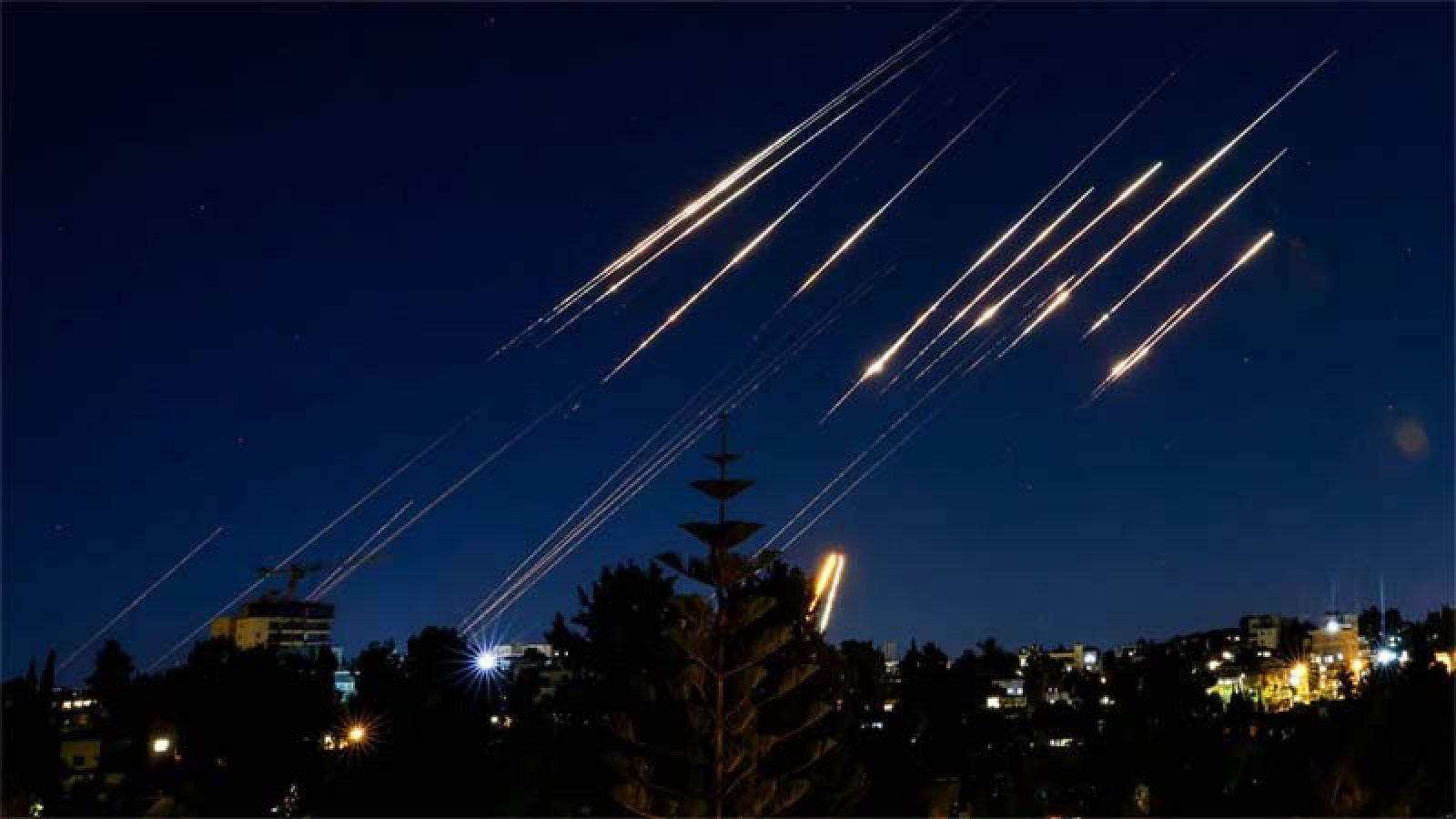 যুদ্ধবিরতির প্রস্তাব কেন প্রত্যাখ্যান করল ইরান