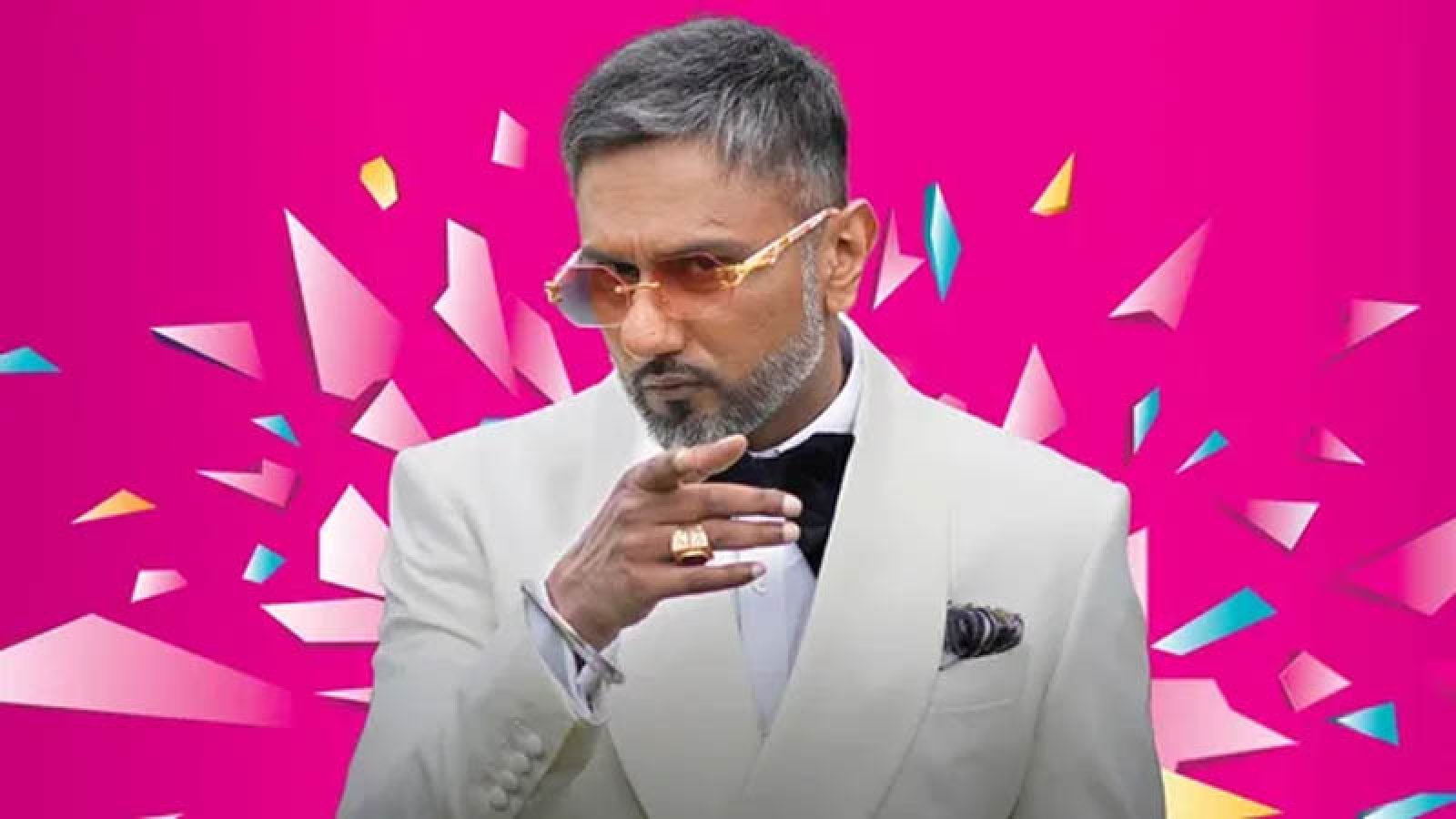 ‘অশালীন’ পরামর্শ দিয়ে বিপাকে হানি সিং