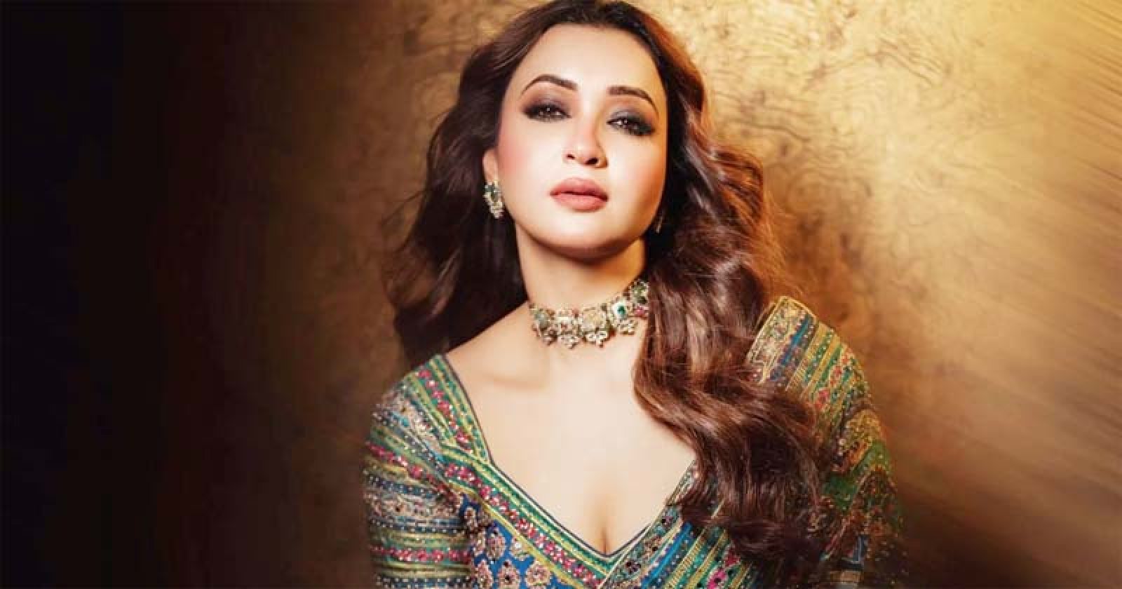 দুটো টাকার জন্য কত কী করতে হয় : অভিনেত্রী কৌশানী