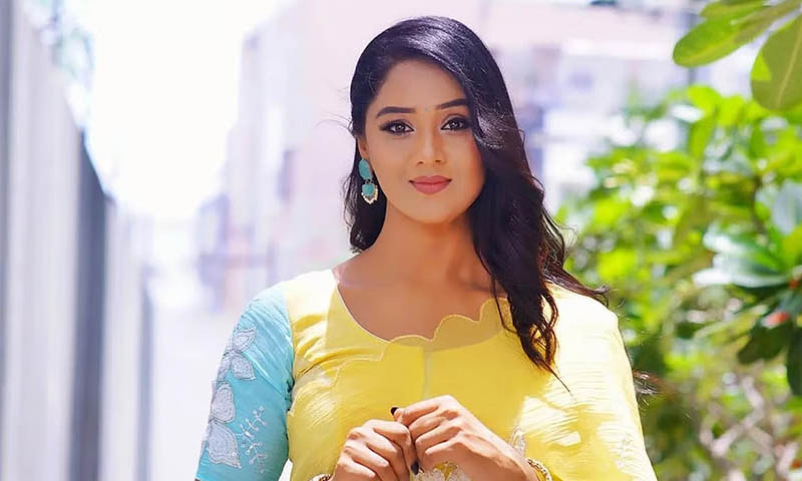 বিচ্ছেদের ঘোষণা দিলেন অভিনেত্রী কীর্তি ভাট