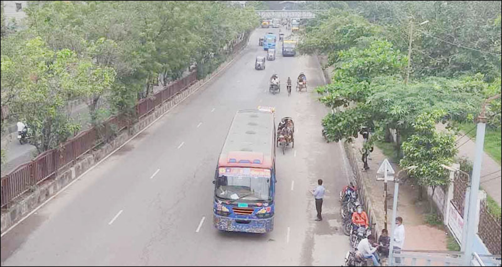 ঈদের টানা ছুটিতে ফাঁকা ঢাকা, নেই চিরচেনা যানজট