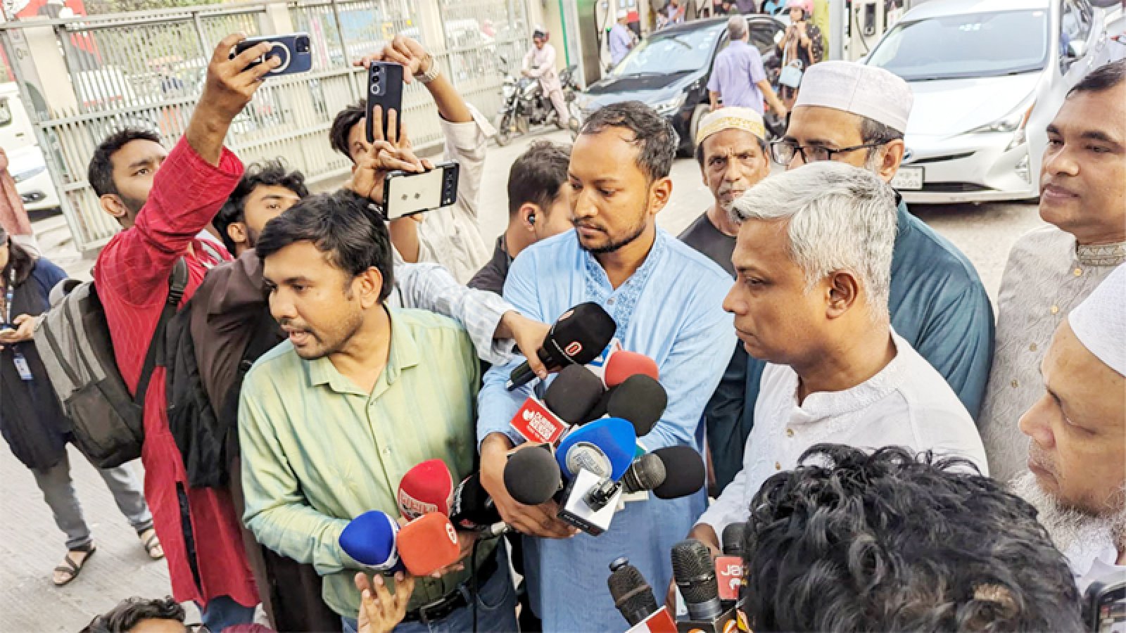 আগামী রোববার থেকে রেশনিং পদ্ধতিতে জ্বালানি তেল বিক্রি