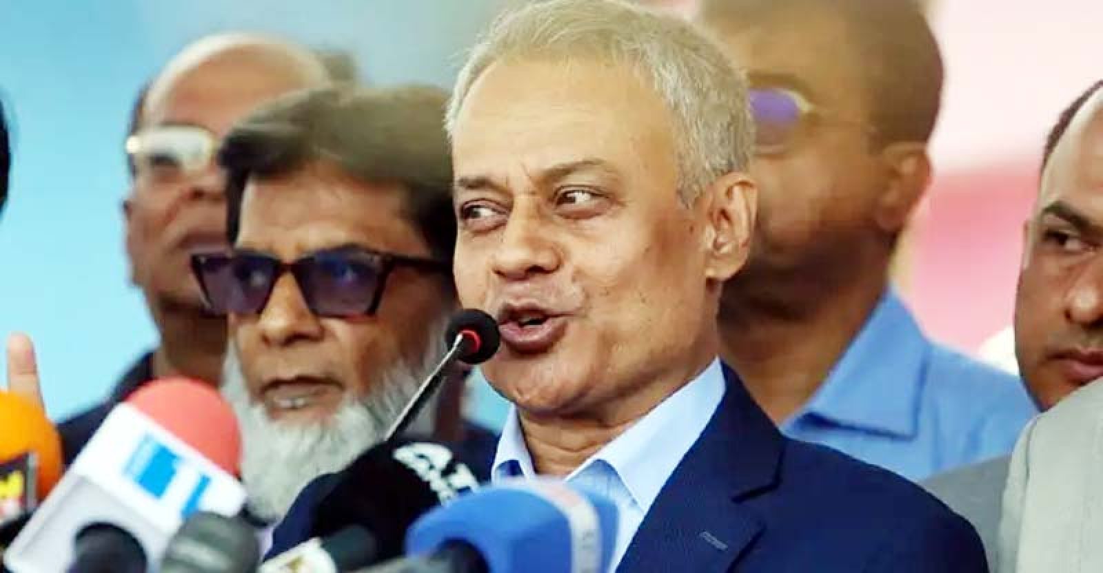 গণপরিবহনে পর্যাপ্ত জ্বালানি দেওয়া হচ্ছে, ভাড়া বাড়ানোর কোনো সুযোগ নেই