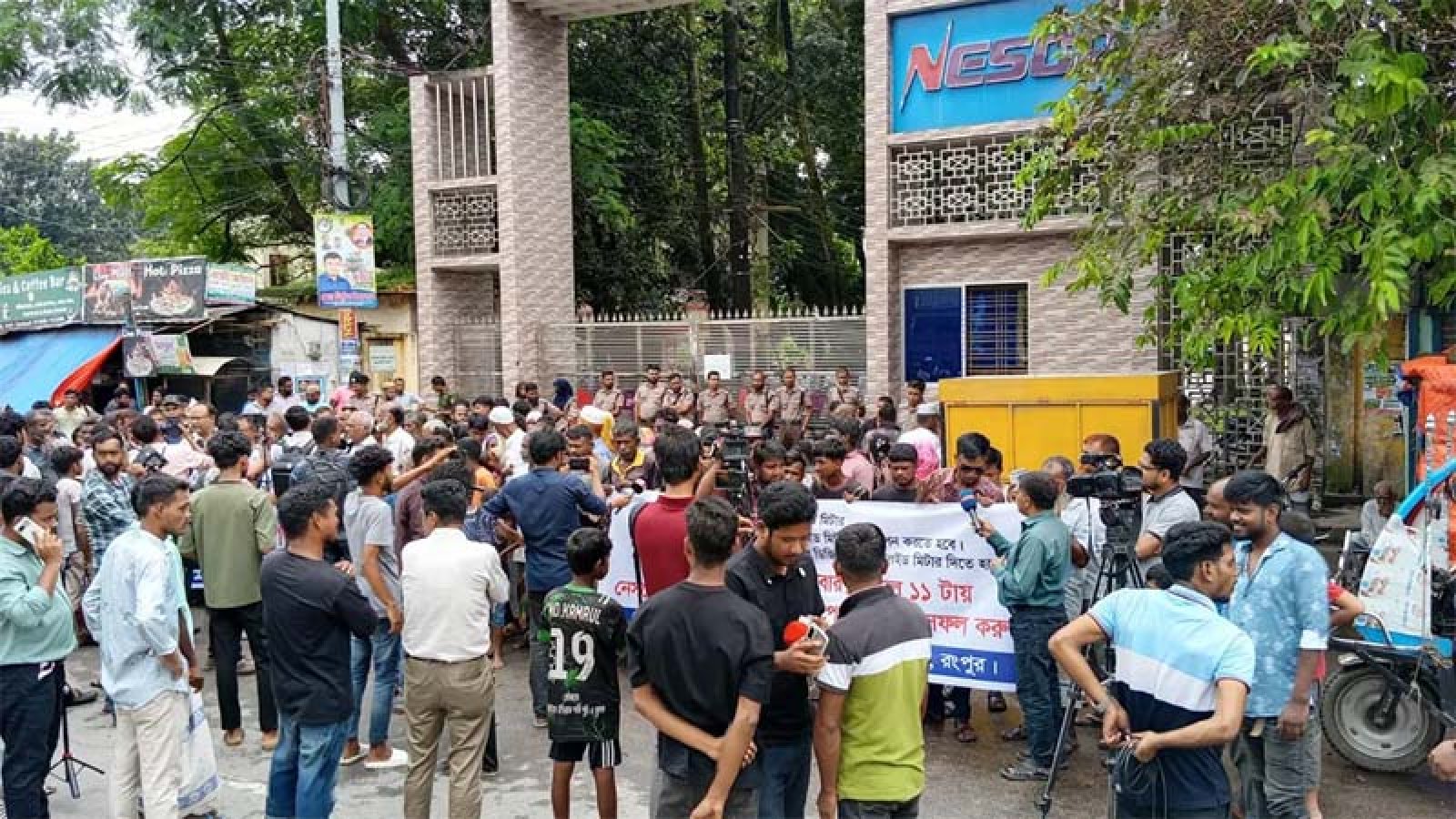 ‘প্রিপেইড মিটার লাগানোর পর খরচ বেড়েছে তিনগুণ’