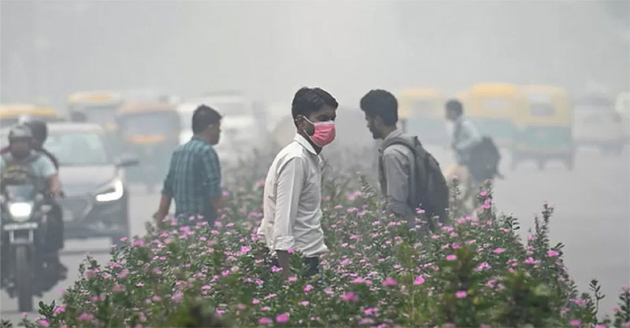 বায়ুদূষণের শীর্ষে দিল্লি, ঢাকা তৃতীয়