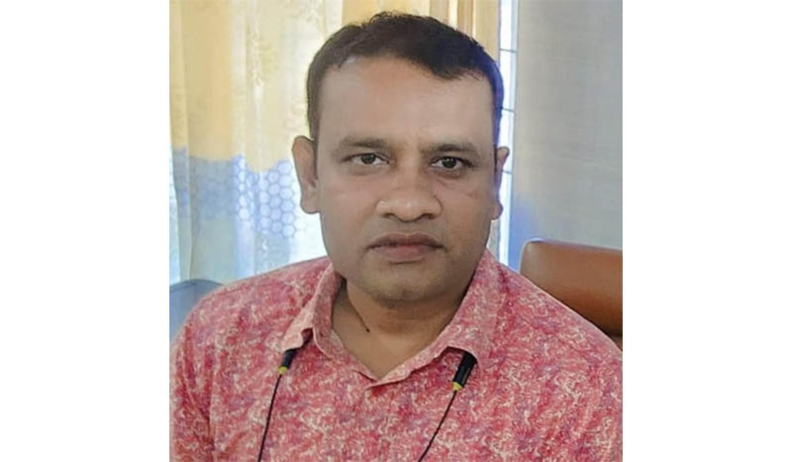 বাঘা স্বাস্থ্য কমপ্লেক্সের ডাক্তারের বিরুদ্ধে রোগীর সজনদের মারার অভিযোগ