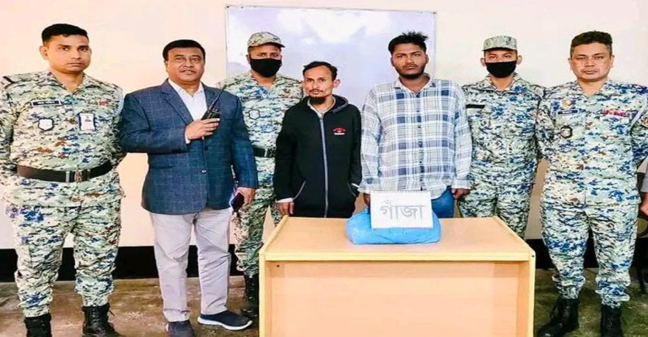 গাজা সহ চাচা-ভাতিজা গ্রেফতার