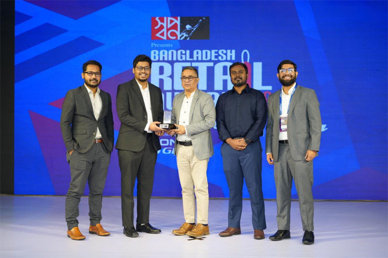 বাংলাদেশ রিটেইল অ্যাওয়ার্ডস ২০২৬-এ ‘সেরা ই-কমার্স প্ল্যাটফর্ম (বি-টু-বি)’ পুরস্কারে ভূষিত হয়েছে ইউনিলিভার বাংলাদেশ