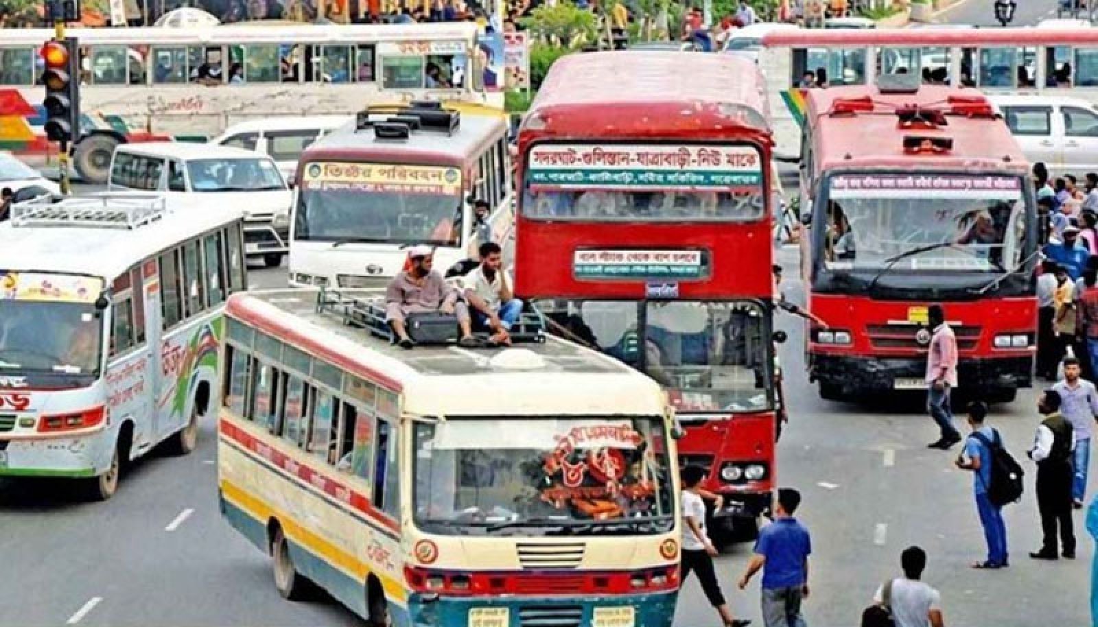 আজ থেকে বর্ধিত ভাড়া কার্যকর: জেনে নিন কোন রুটে কত বাড়লো