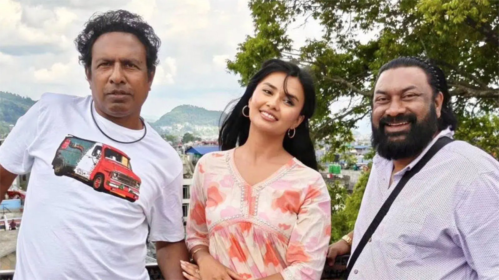 পাশা-হাবুদের প্রশংসা করলেন সেই নেপালি মডেল