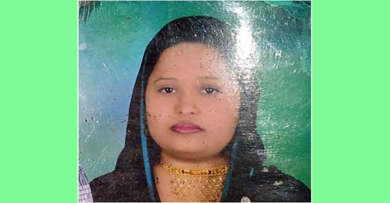 চাঁদপুরে পার্লার কর্মীর হাত-পায়ের রগ কাটা মরদেহ উদ্ধার