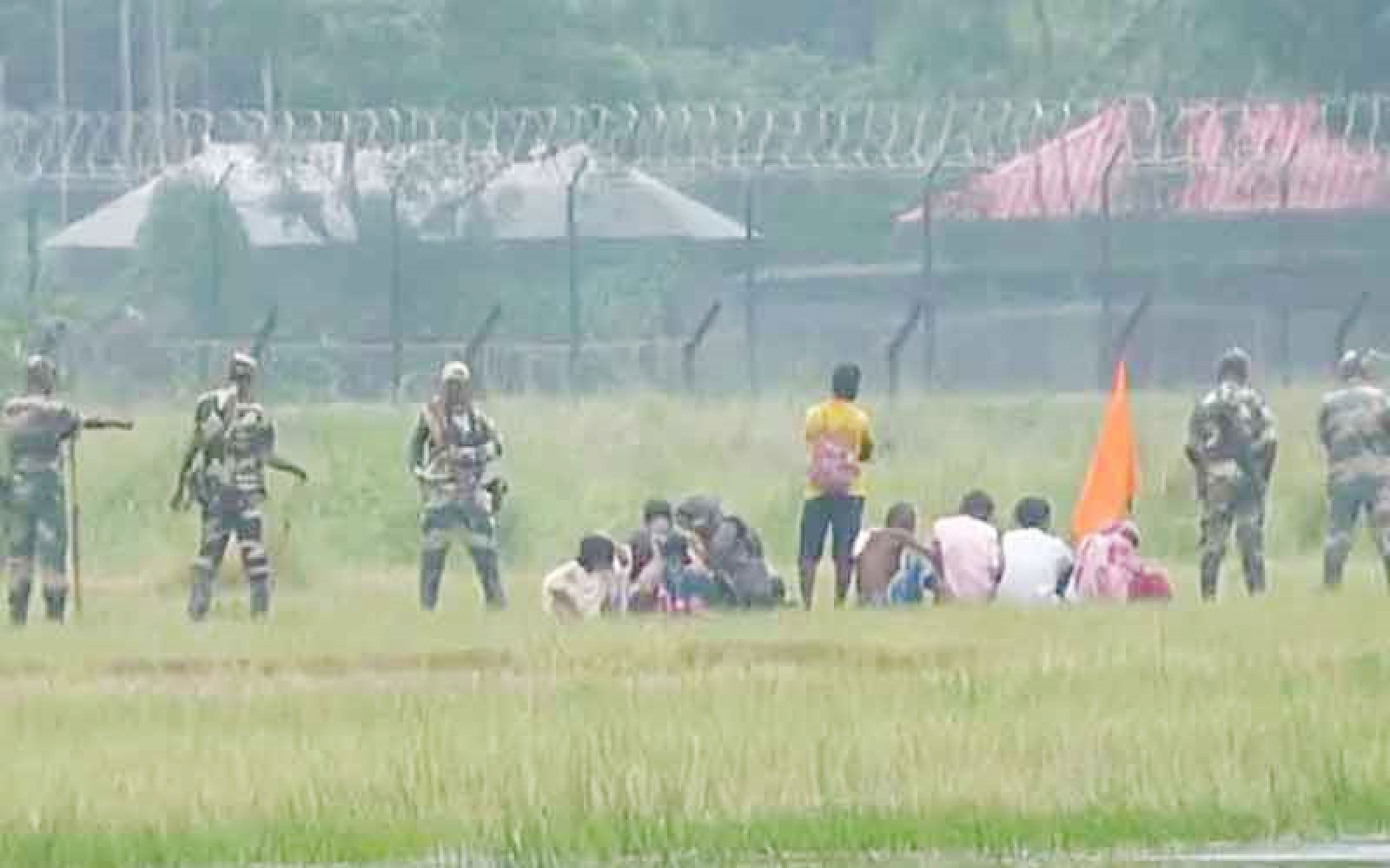 সীমান্তে ১০ জনকে পুশইনের চেষ্টা, সতর্ক অবস্থায় পঞ্চগড়ে বিজিবি