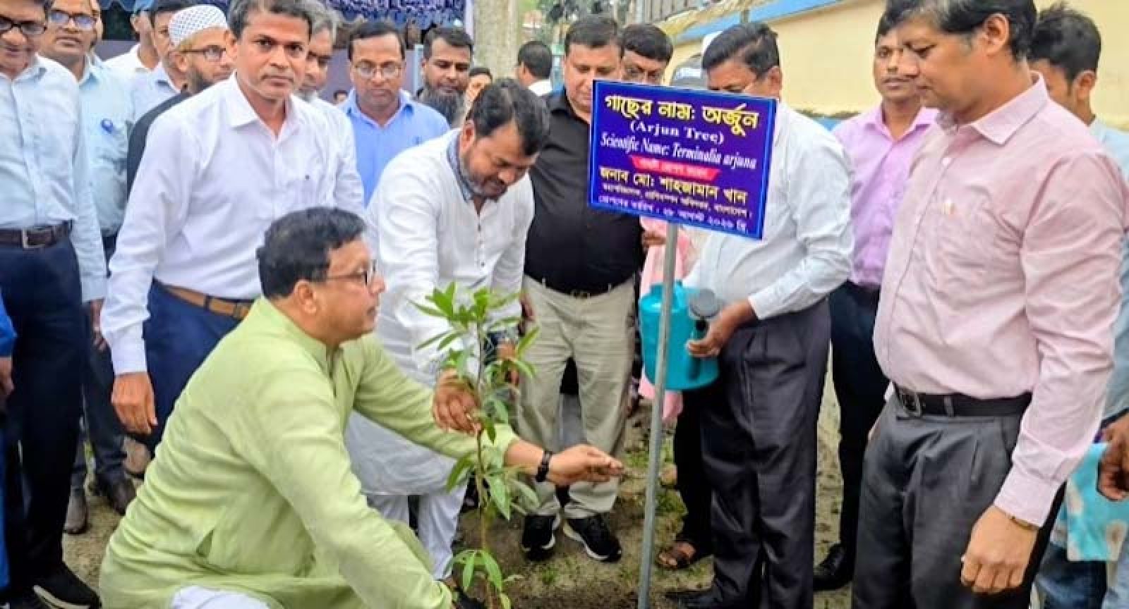 প্রাণিসম্পদ প্রতিষ্ঠানে সবুজায়ন, রাজশাহীতে বৃক্ষরোপণ শুরু