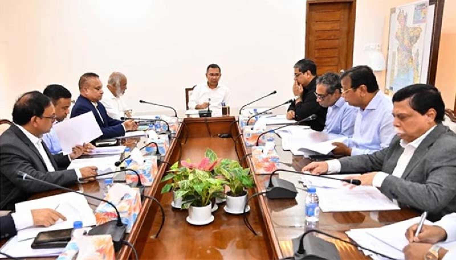 ডেঙ্গু প্রতিরোধে পরিচ্ছন্নতা কার্যক্রম জোরদারের নির্দেশ