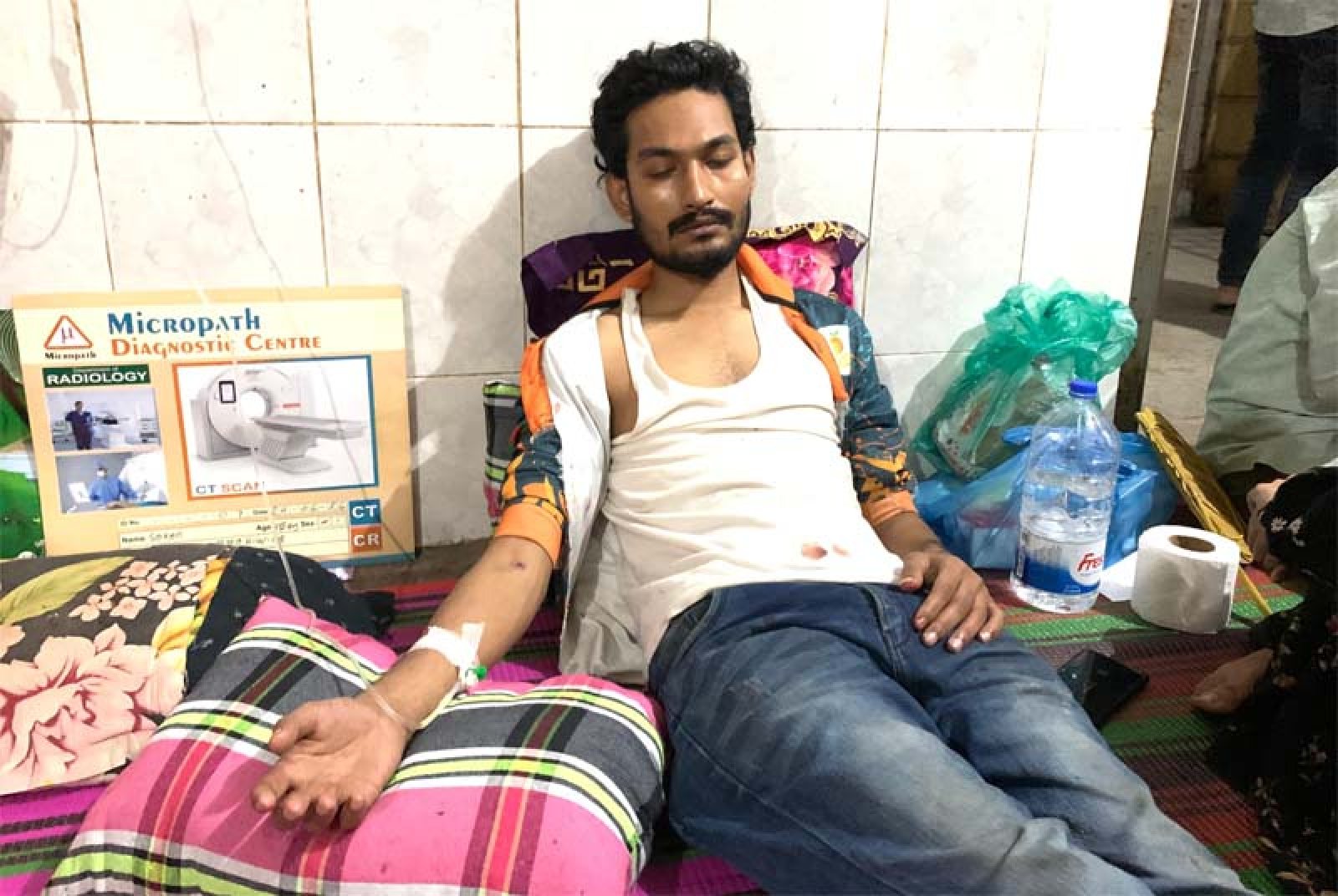 রাজশাহীতে ‘ম্যাংগো লাভার’ অফিসে হামলা, দুই কর্মচারী গুরুতর আহত