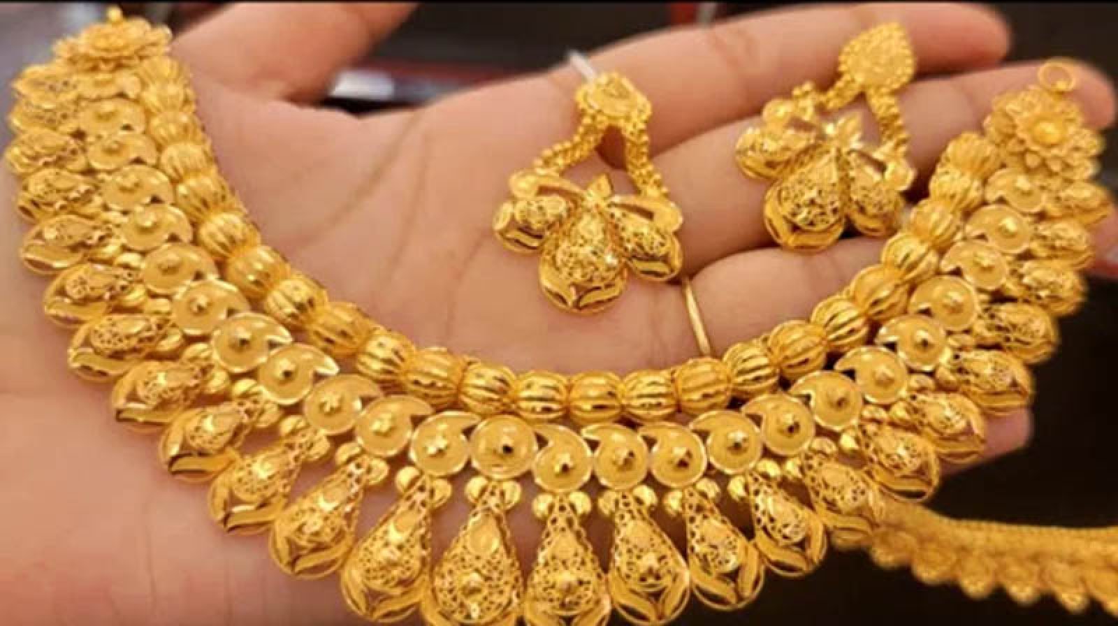 আবারও কমল স্বর্ণের দাম