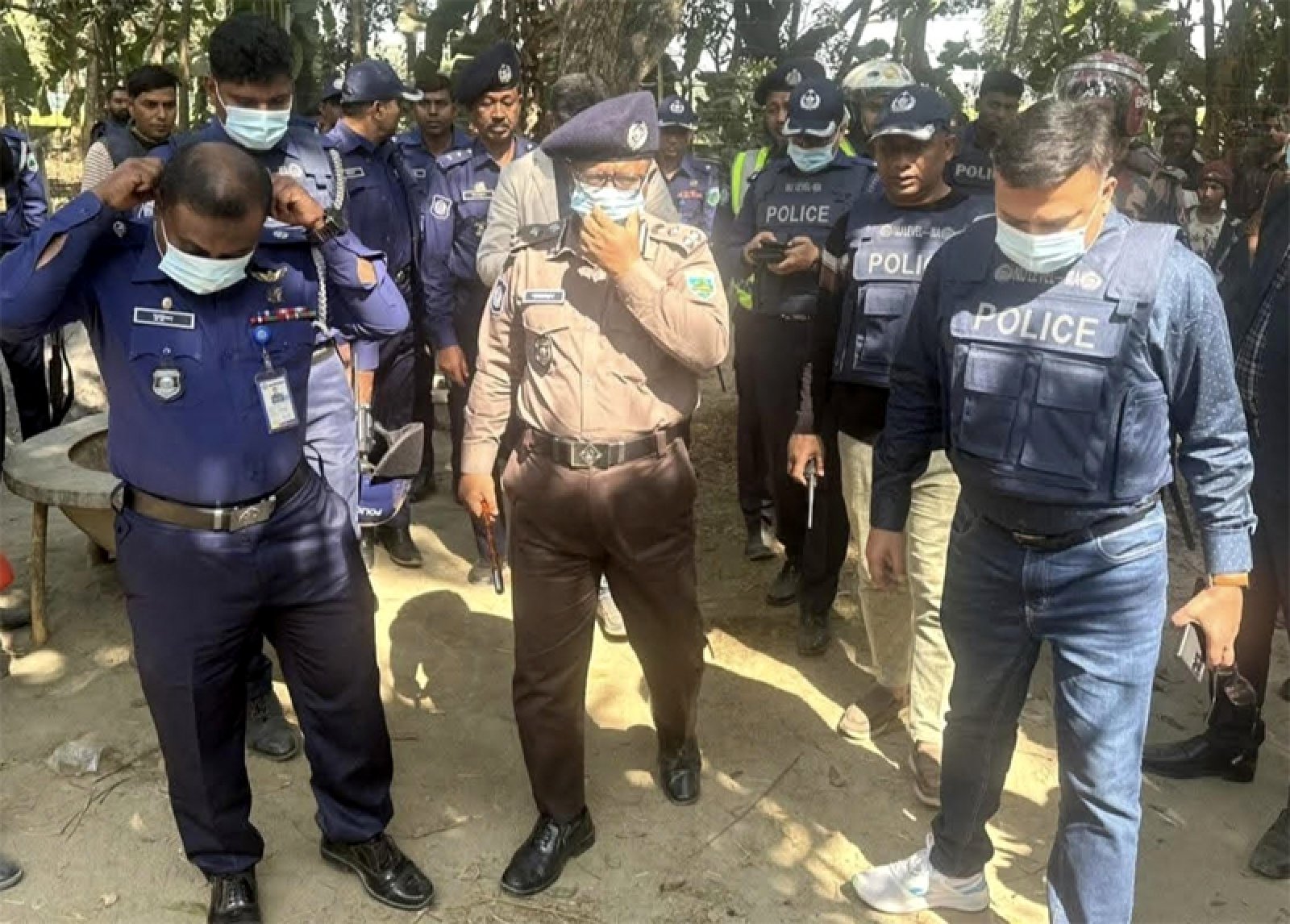 চাঁপাইনবাবগঞ্জে হাত বোমা বিস্ফোরণের ২ জনের মৃত্যু আহত -৩