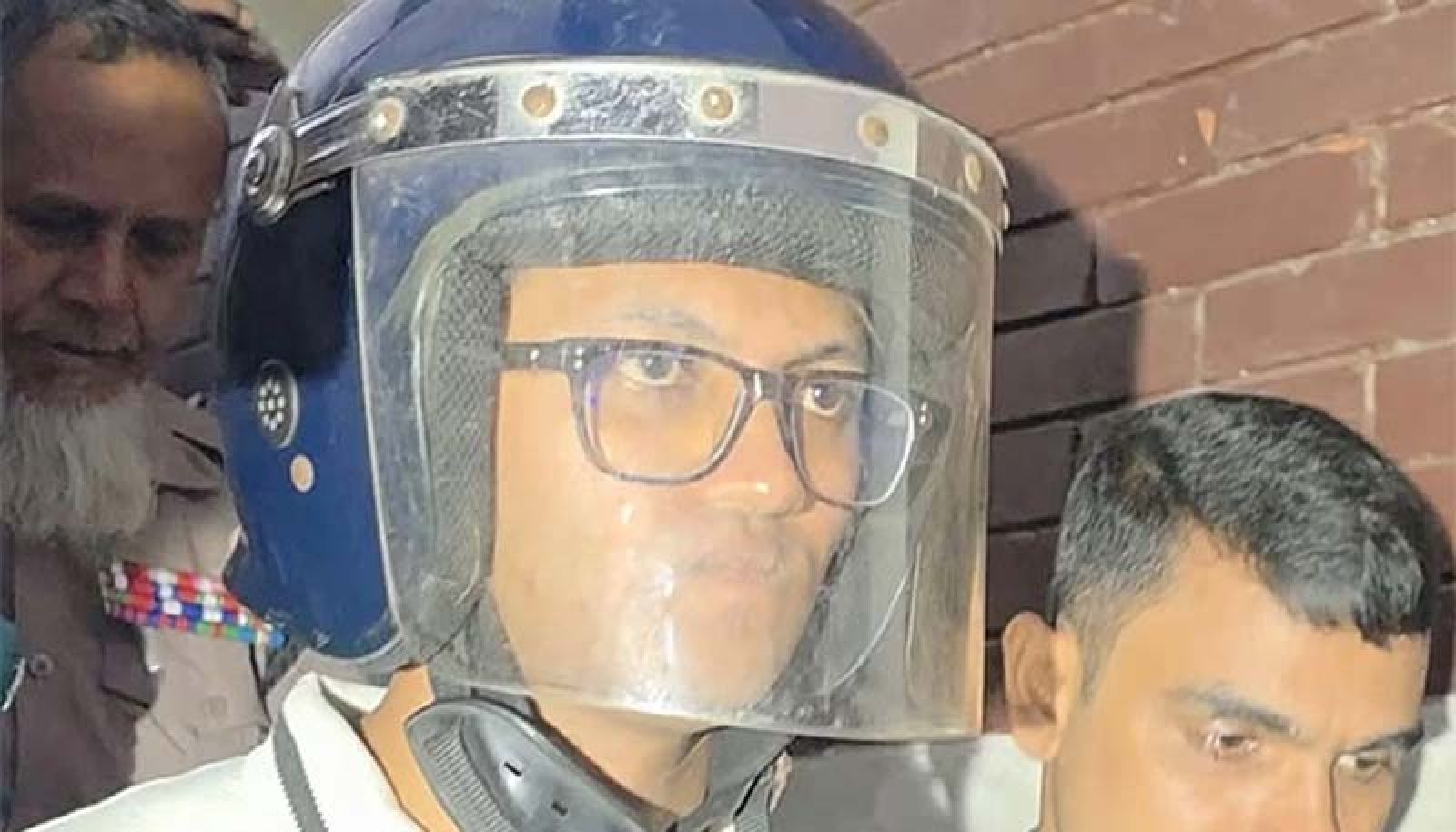 সিয়ামের চার বছরের কারাদণ্ড
