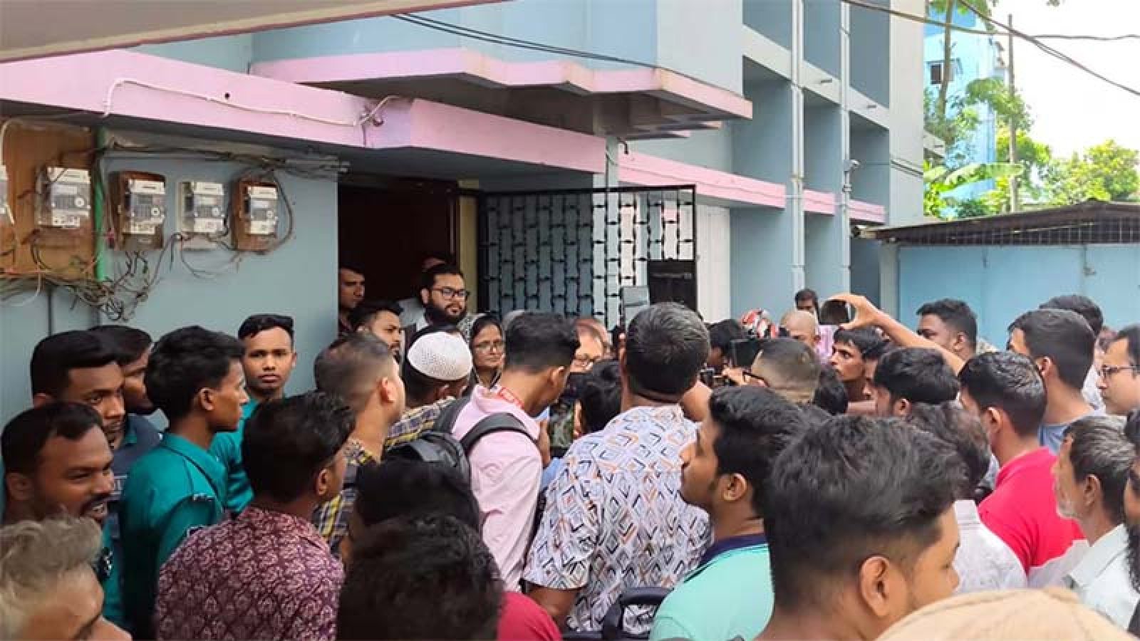 সিলেটে  স্বামী-স্ত্রীসহ ৩ জনের মরদেহ উদ্ধার