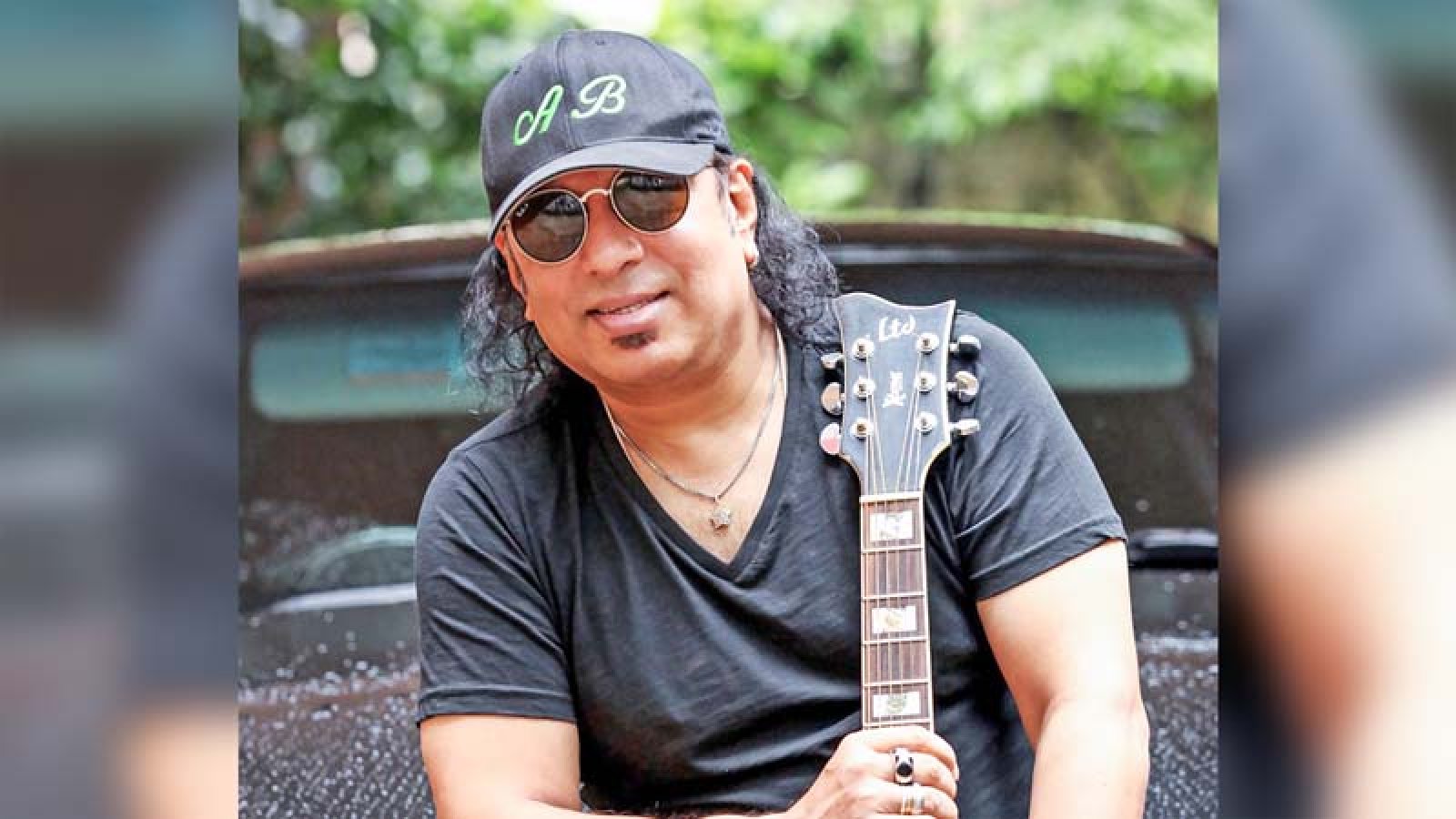 বেঁচে থাকলে আইয়ুব বাচ্চু ৬৪ বসন্তে পা রাখতেন