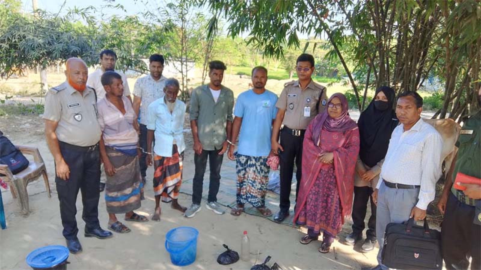 নিয়ামতপুরে ভ্রাম্যমাণ আদালতে  ৬ মাদকসেবিকে দণ্ড প্রদান