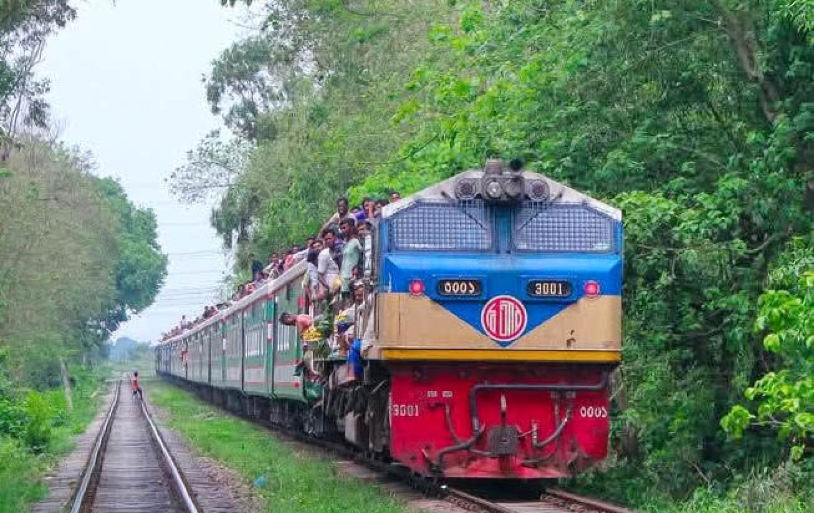 দুর্নীতি নিয়ন্ত্রণে ব্যার্থতায় ধারাবাহিক লোকসানে রেলখাত