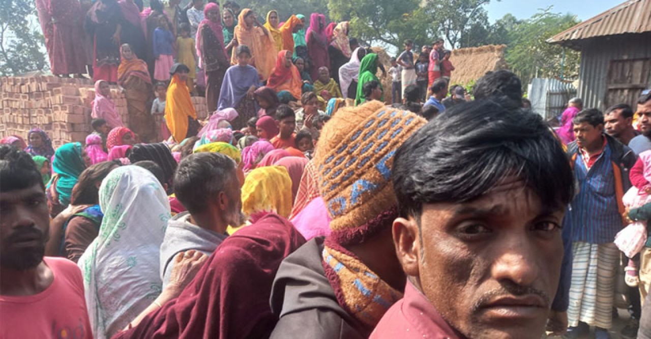 পাবনায় প্রবাসীর স্ত্রী ও শিশু সন্তানের মরদেহ উদ্ধার
