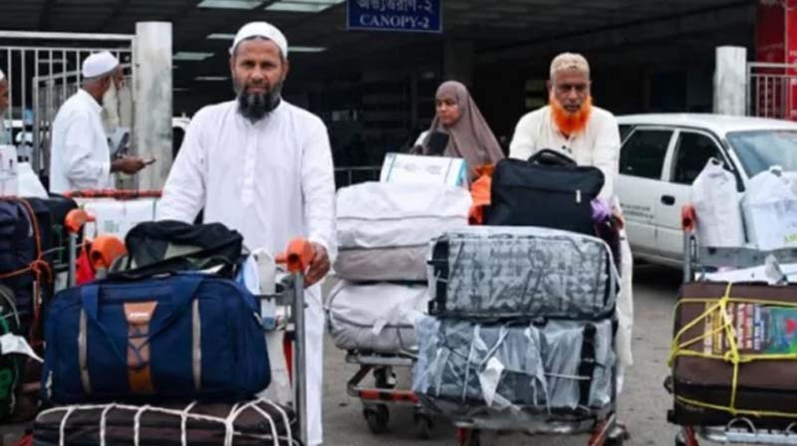 দেশে ফিরেছেন ৬১ হাজার ৬৯৭ হাজি