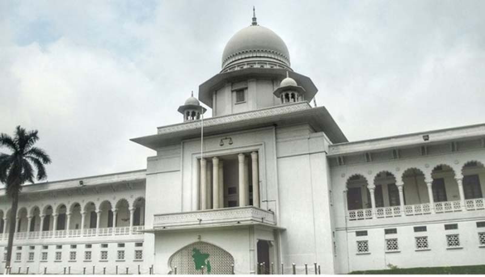 তত্ত্বাবধায়কব্যবস্থা ও গণভোটের বিধান ফেরার রায় বহাল