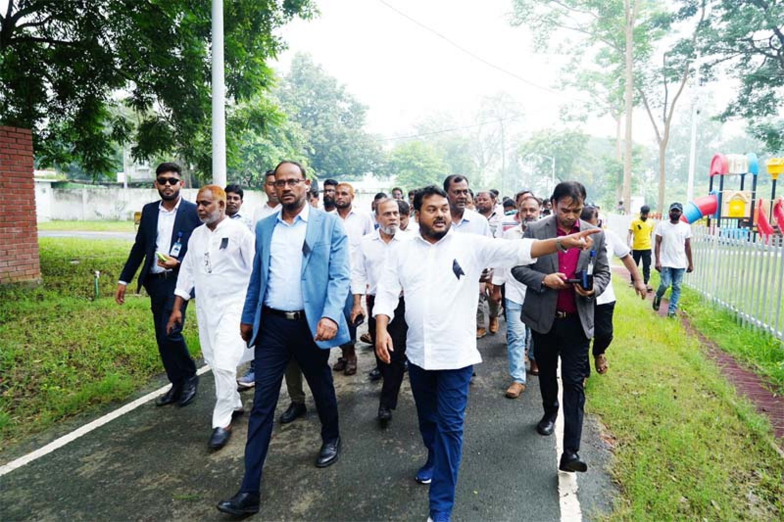 ঐতিহ্য পুনরুদ্ধারে রাজশাহী চিড়িয়াখানাকে  নতুনভাবে সাজানো হবে : প্রতিমন্ত্রী সুলতান সালাউদ্দিন টুকু