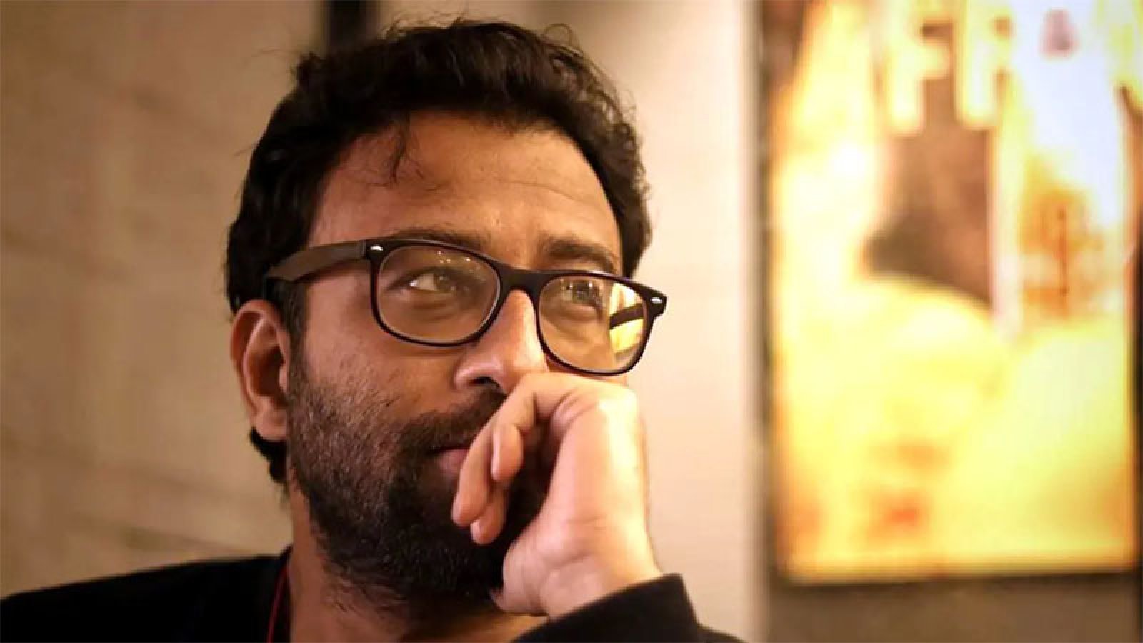 পরিচালক উৎসব মুখার্জি ২১ দিনেও খোঁজ মেলেনি