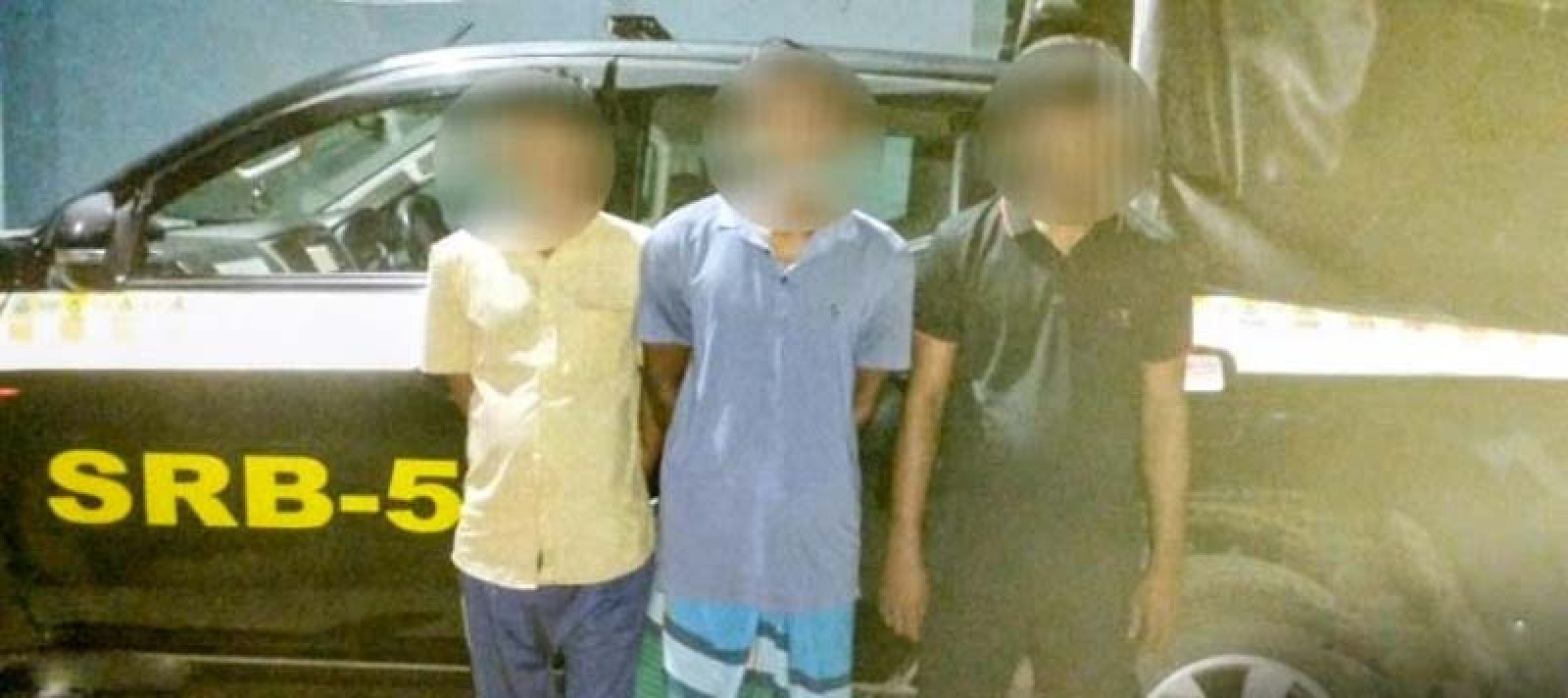 রাজশাহীতে ভ্যানচালককে কুপিয়ে জখম ও ছিনতাই: প্রধান হোতাসহ গ্রেফতার ৩