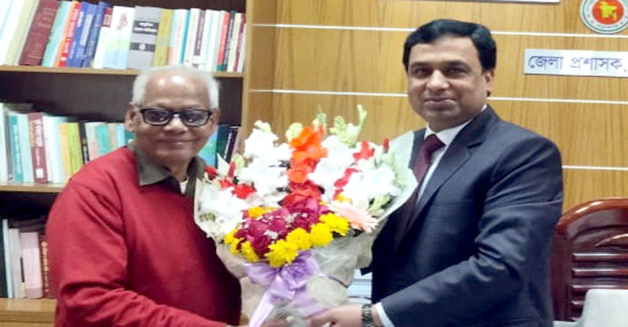 রাজশাহী জেলা প্রশাসকের সঙ্গে এমপি বাদশা’র শুভেচ্ছা বিনিময়