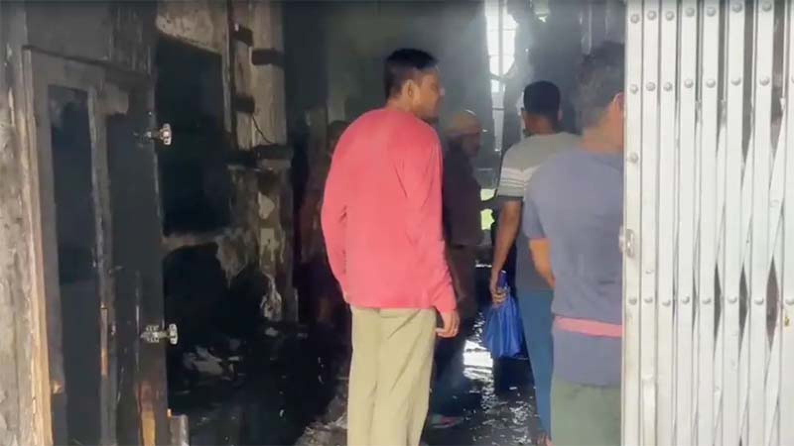 পশ্চিমবঙ্গে হোটেলে আগুন, দগ্ধ হয়ে নিহত ৬