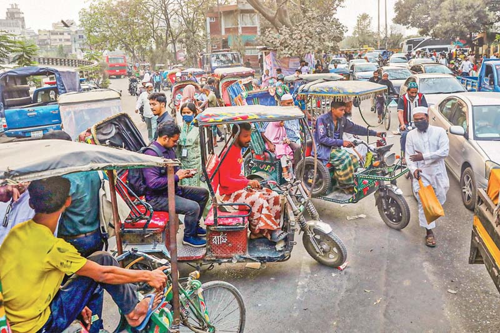 রাজশাহীতে অটোরিকশার অহেতুক হর্নে অতিষ্ঠ নগরবাসী, শব্দ ছাড়িয়েছে ১০২ ডেসিবেল