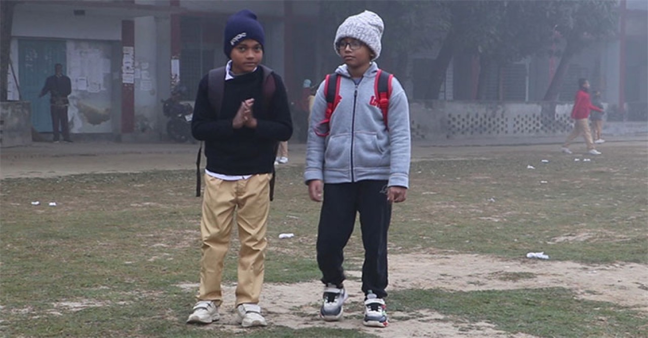 নওগাঁয় তাপমাত্রার অবনতি ॥ স্কুল বন্ধের ঘোষণা