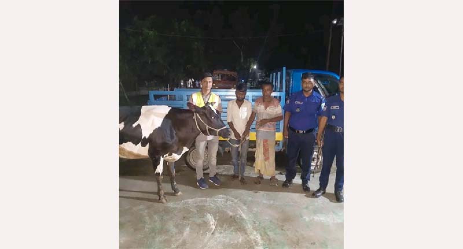 নিয়ামতপুরে আন্ত:জেলা চোর চক্রের   দুই গরুচোর গ্রেপ্তার