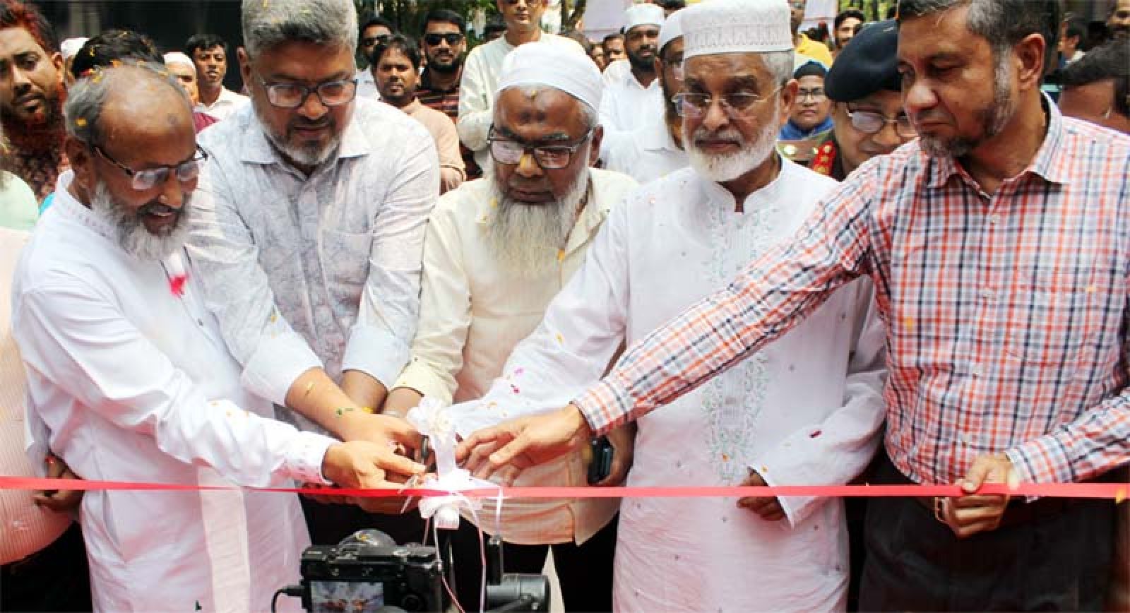 আইএইচটি রাজশাহীর সুবর্ণজয়ন্তীর মোড়ক উন্মোচন ও রেজিস্ট্রেশন কার্যক্রম উদ্বোধন