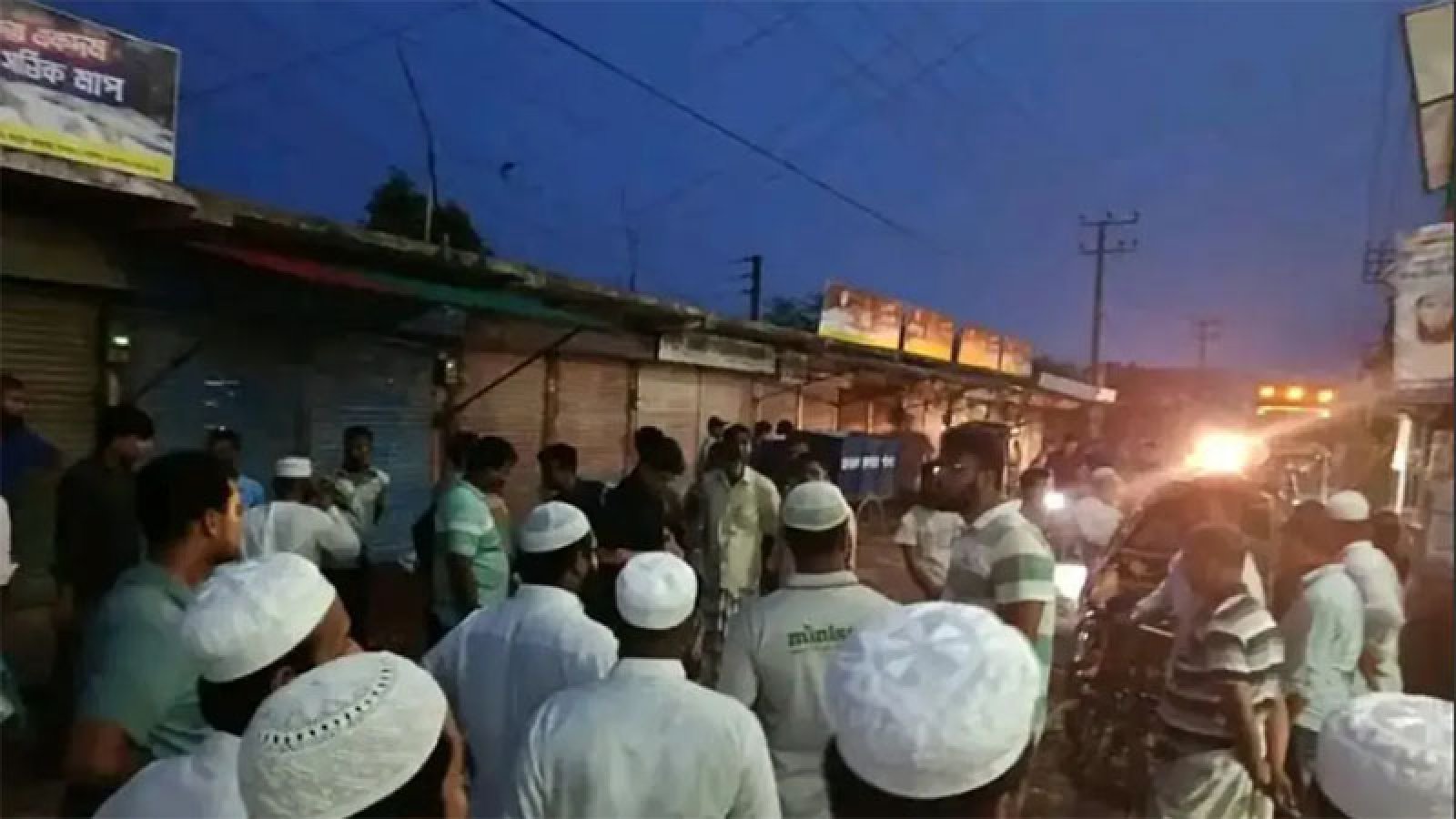 ছেলের সামনে বাবাকে গুলি করে হত্যা